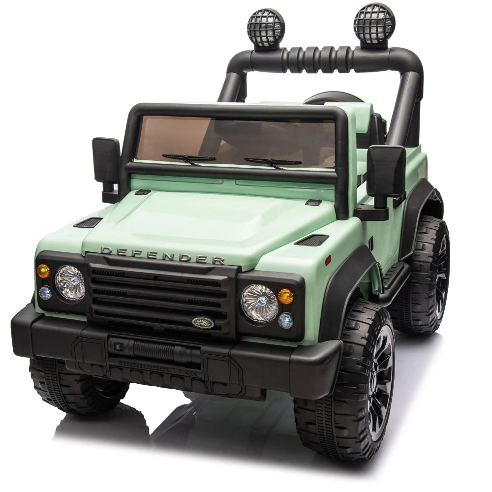 Land Rover Defender,2wd,Four,Bluetooth,MP3,Music
