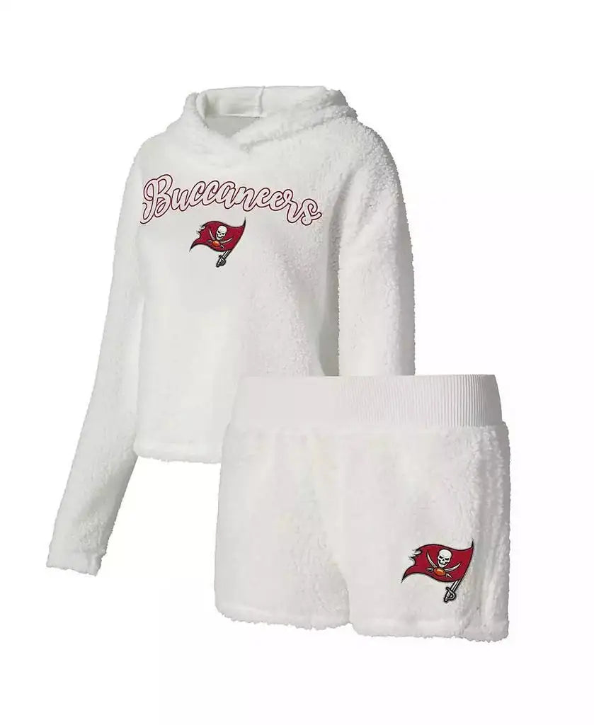 | Women's White Tampa Bay Buccaneers Fluffy Pullover S